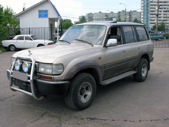 1994 Toyota LAND Cruiser picture