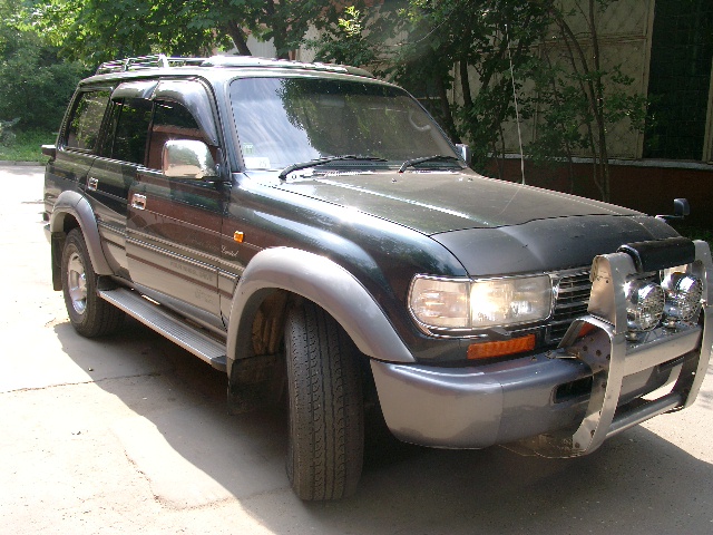 1995 Toyota LAND Cruiser picture