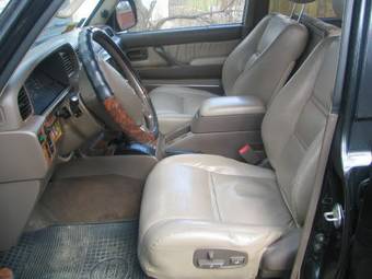 LAND Cruiser