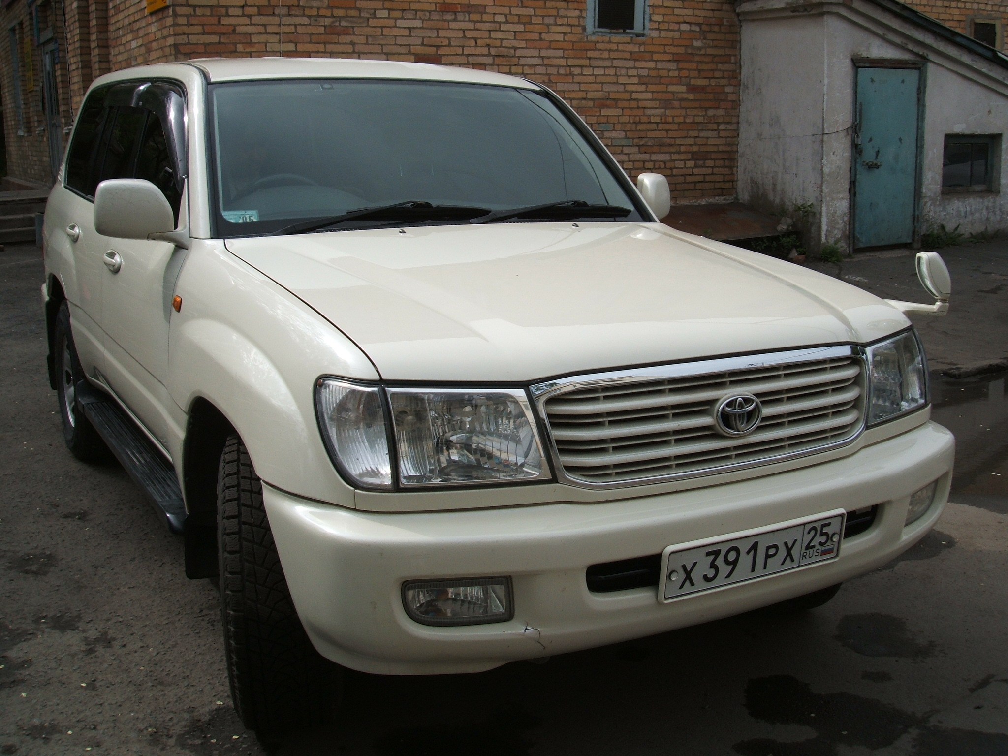 1998 Toyota LAND Cruiser