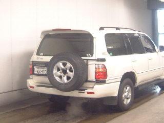 1998 Toyota LAND Cruiser picture