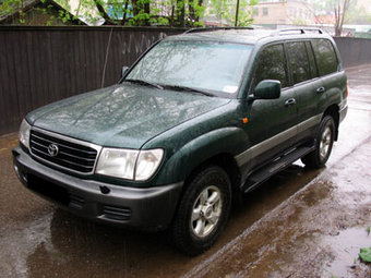 1998 Toyota LAND Cruiser picture