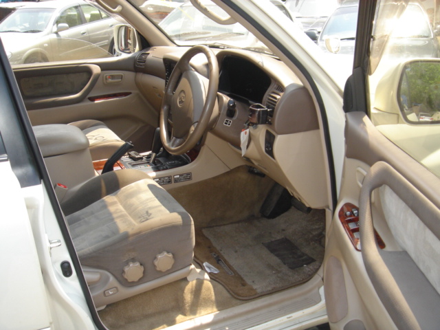 1998 Toyota LAND Cruiser picture