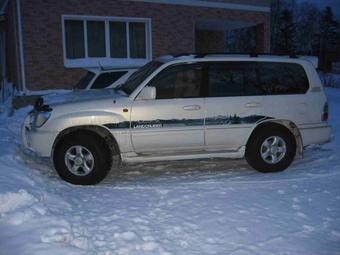 1999 Toyota LAND Cruiser