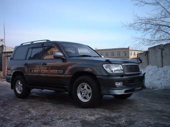 2000 Toyota LAND Cruiser