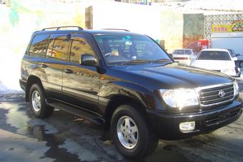 2000 Toyota LAND Cruiser