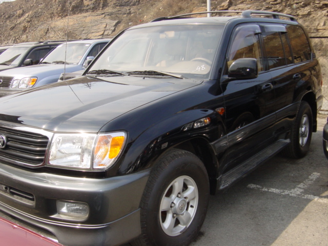 2000 Toyota LAND Cruiser picture