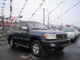 2000 Toyota LAND Cruiser picture