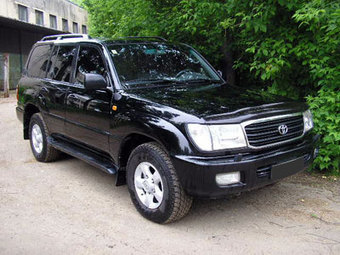 2000 Toyota LAND Cruiser picture