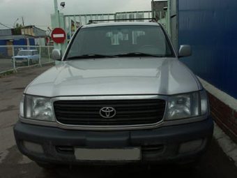 2000 Toyota LAND Cruiser picture