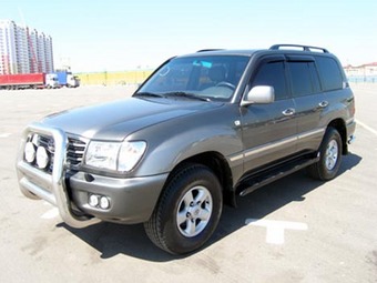 2000 Toyota LAND Cruiser picture