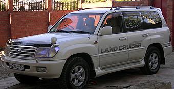 2001 Toyota LAND Cruiser