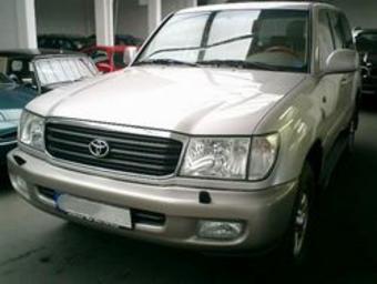 2001 Toyota LAND Cruiser